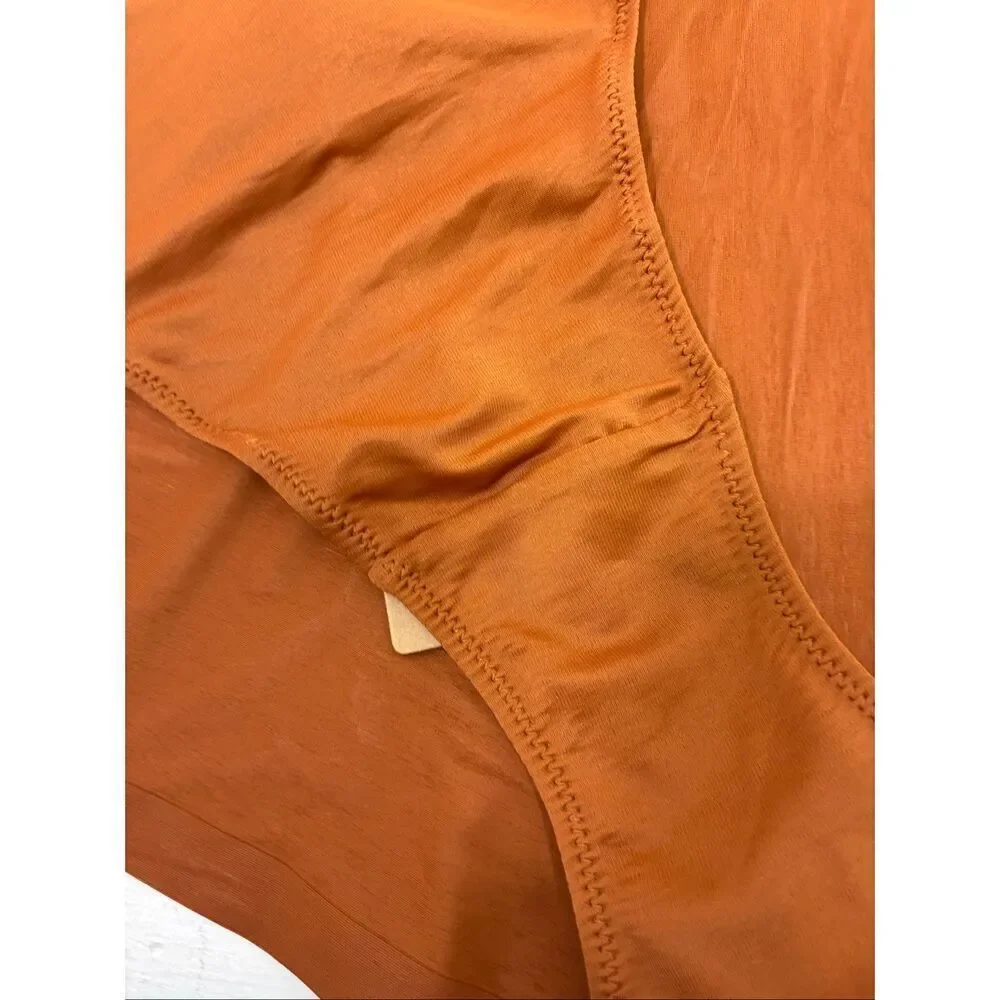 SKIMS Weightless Bikini in Bronze Size 3X